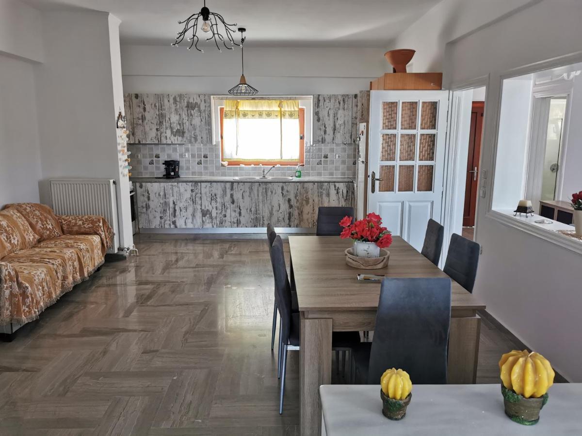 Aroma Cavas Apartment Pyrgos Kallistis Ngoại thất bức ảnh