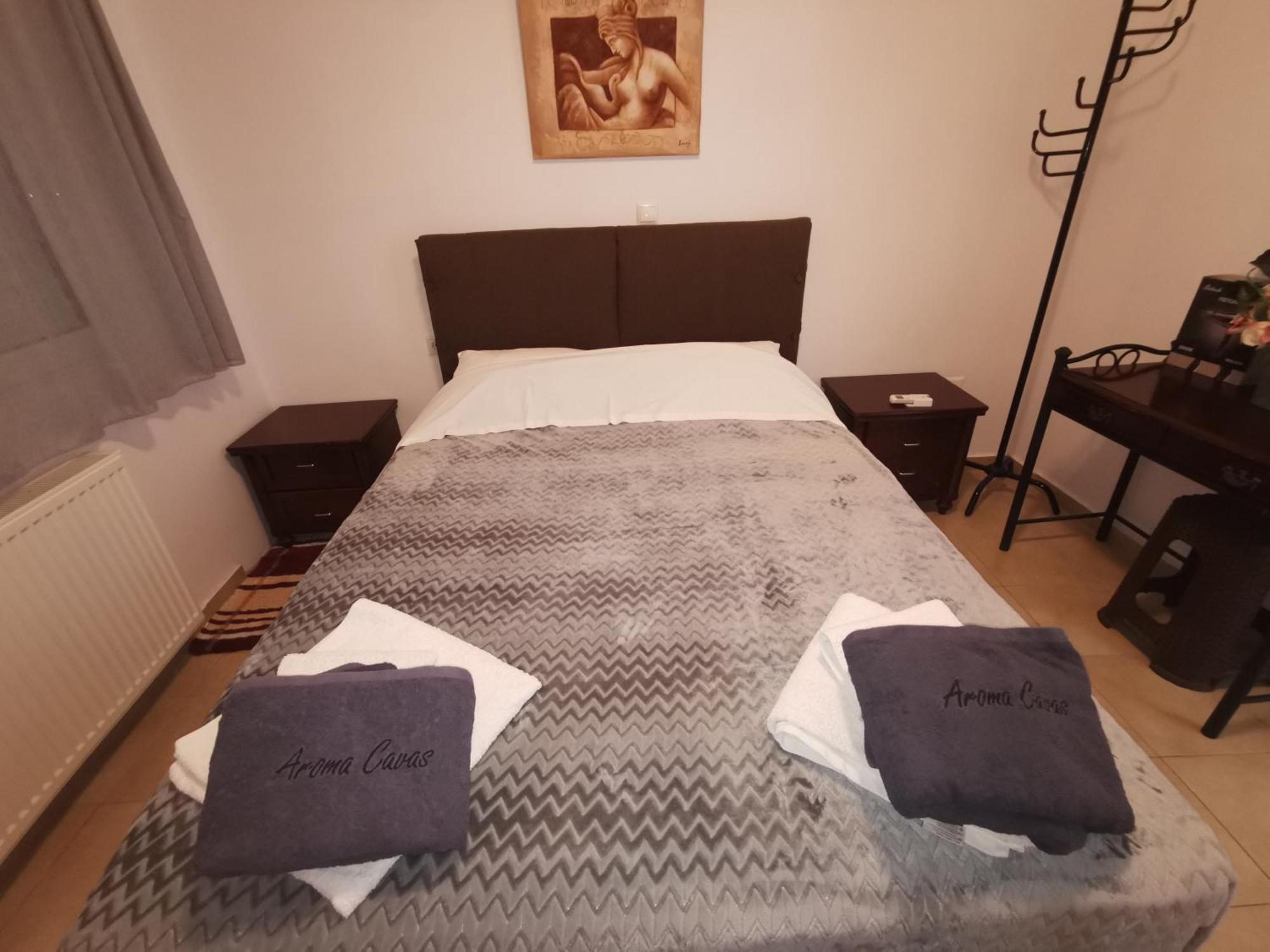 Aroma Cavas Apartment Pyrgos Kallistis Phòng bức ảnh