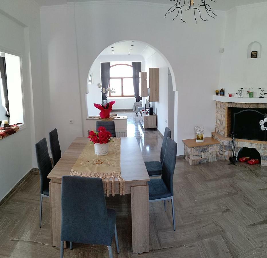 Aroma Cavas Apartment Pyrgos Kallistis Ngoại thất bức ảnh